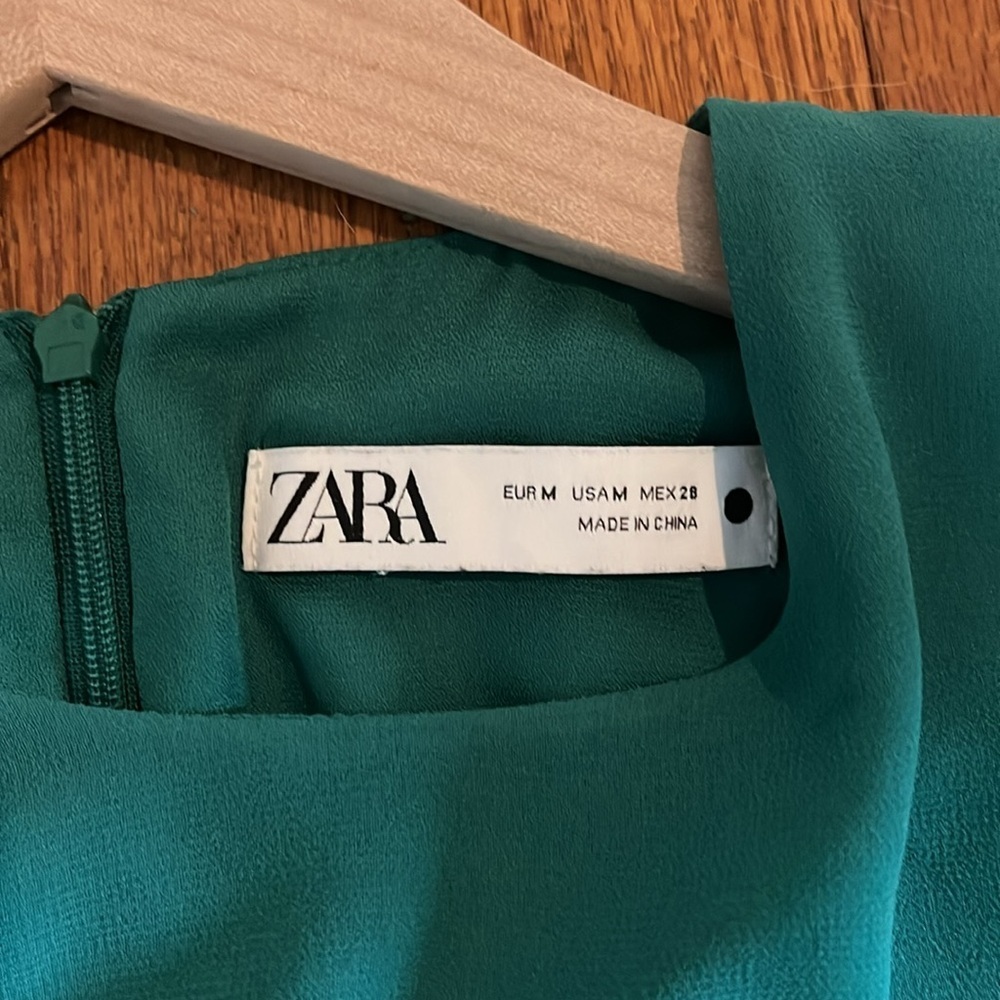 Zara Emerald Green Long-Sleeve Pleated Jumpsuit with Belt - Picture 10 of 12